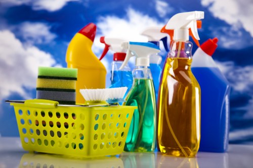 Commercial office cleaning in EC2 for busy local workplaces